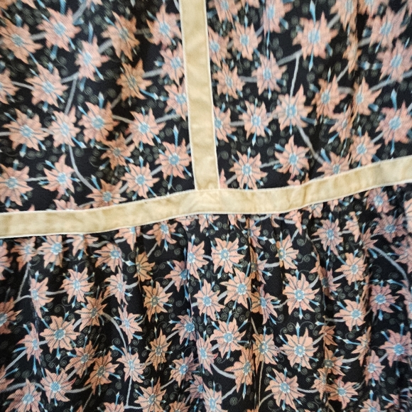 Entro velvet trim,boho peasant looking dress size small - Picture 7 of 12